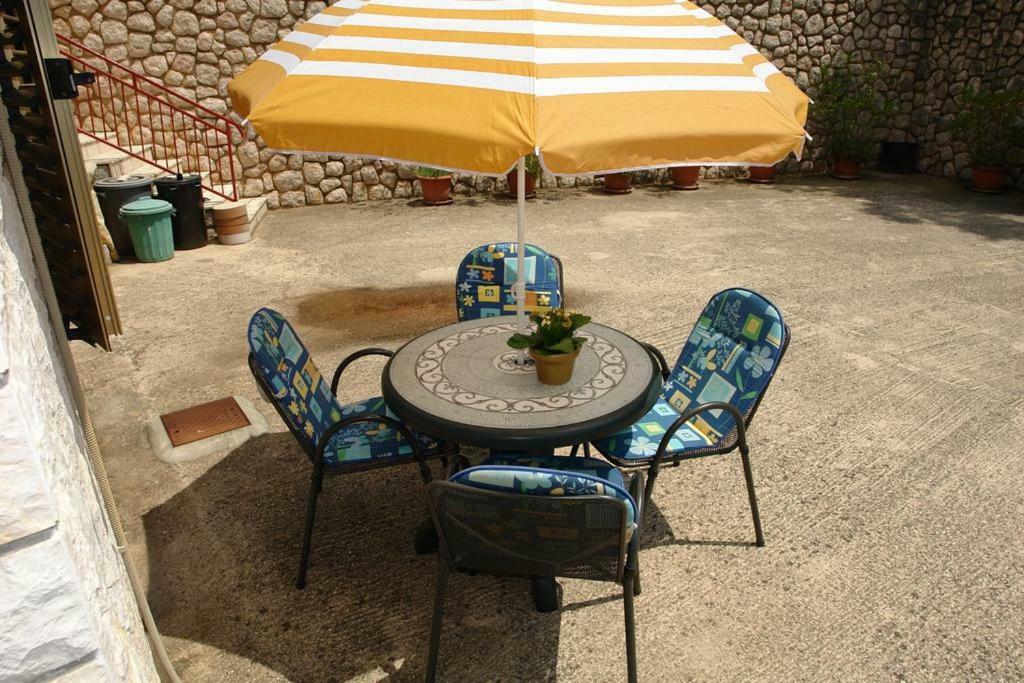 Villa Nina Novi Vinodolski Exterior foto